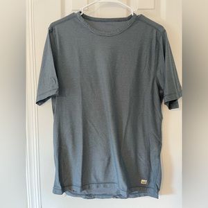 Vuori Men’s Subtle Striped Shirt - Size M